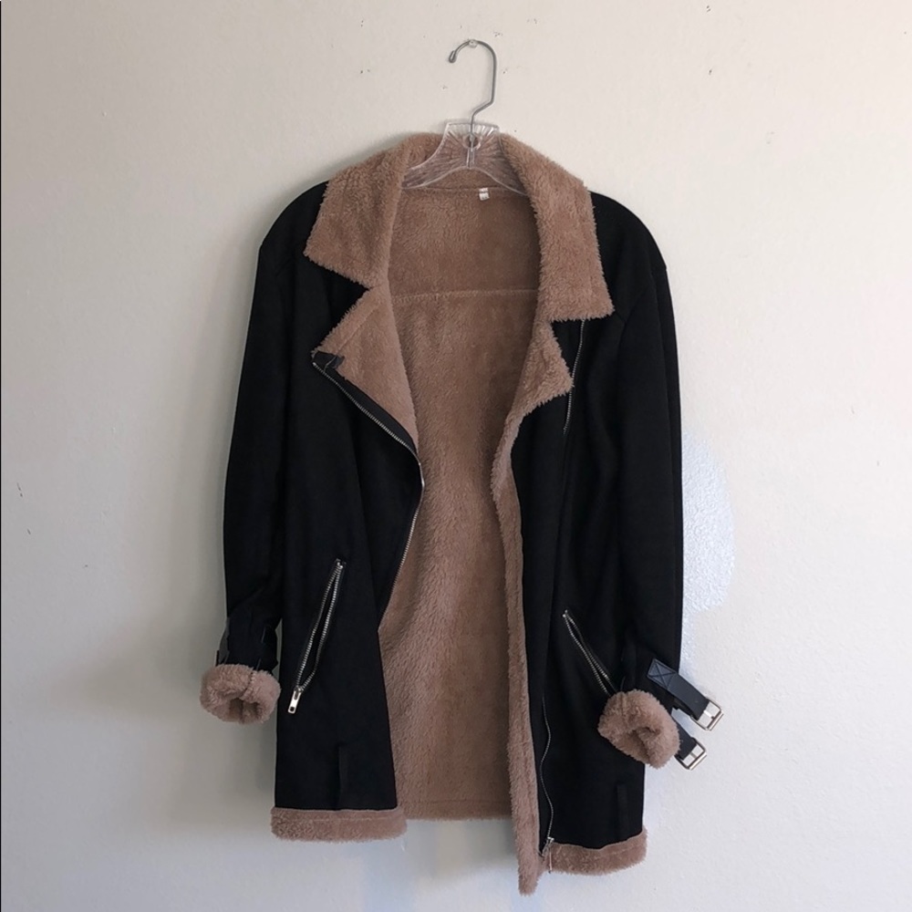 Black Jacket With Faux Fur - Picture 7 of 14